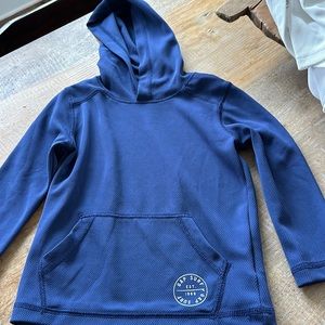 NWOT GAP 3T rash guard. Never worn